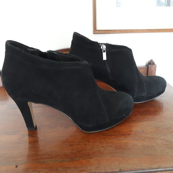 Beautiful Black Suede High Heeled Booties by Clarks - Size 7 - Picture 2 of 6